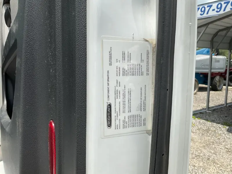 2019 FREIGHTLINER CASCADIA 126