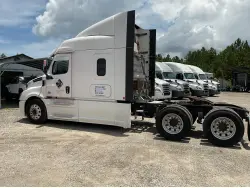 2019 FREIGHTLINER CASCADIA 126