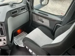 2019 FREIGHTLINER CASCADIA 126