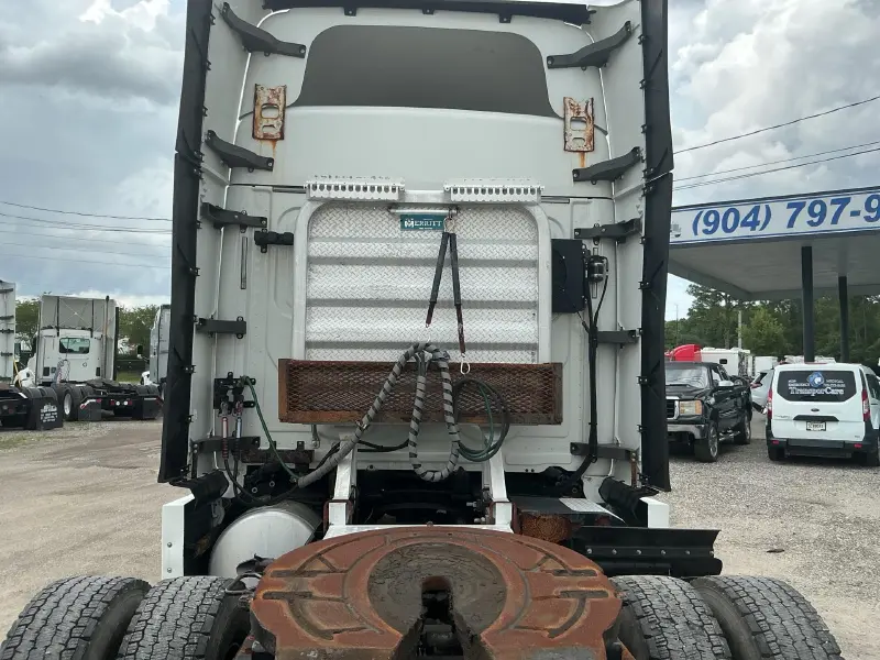2019 FREIGHTLINER CASCADIA 126