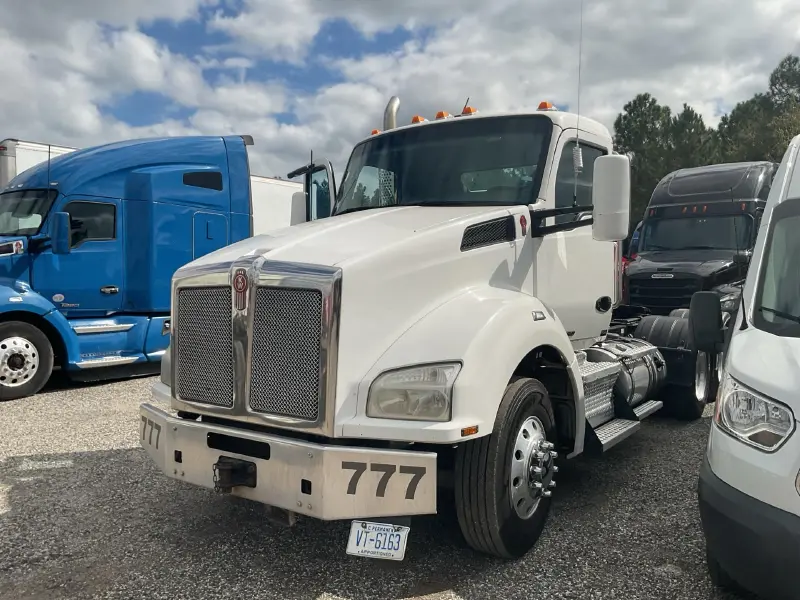 2018 KENWORTH T880