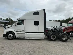 2023 PETERBILT 579