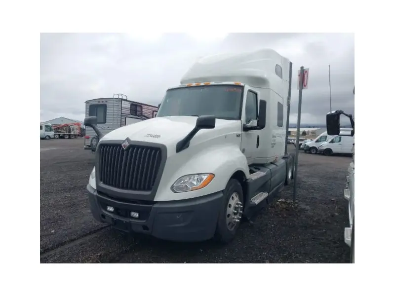 2021 INTERNATIONAL LT625