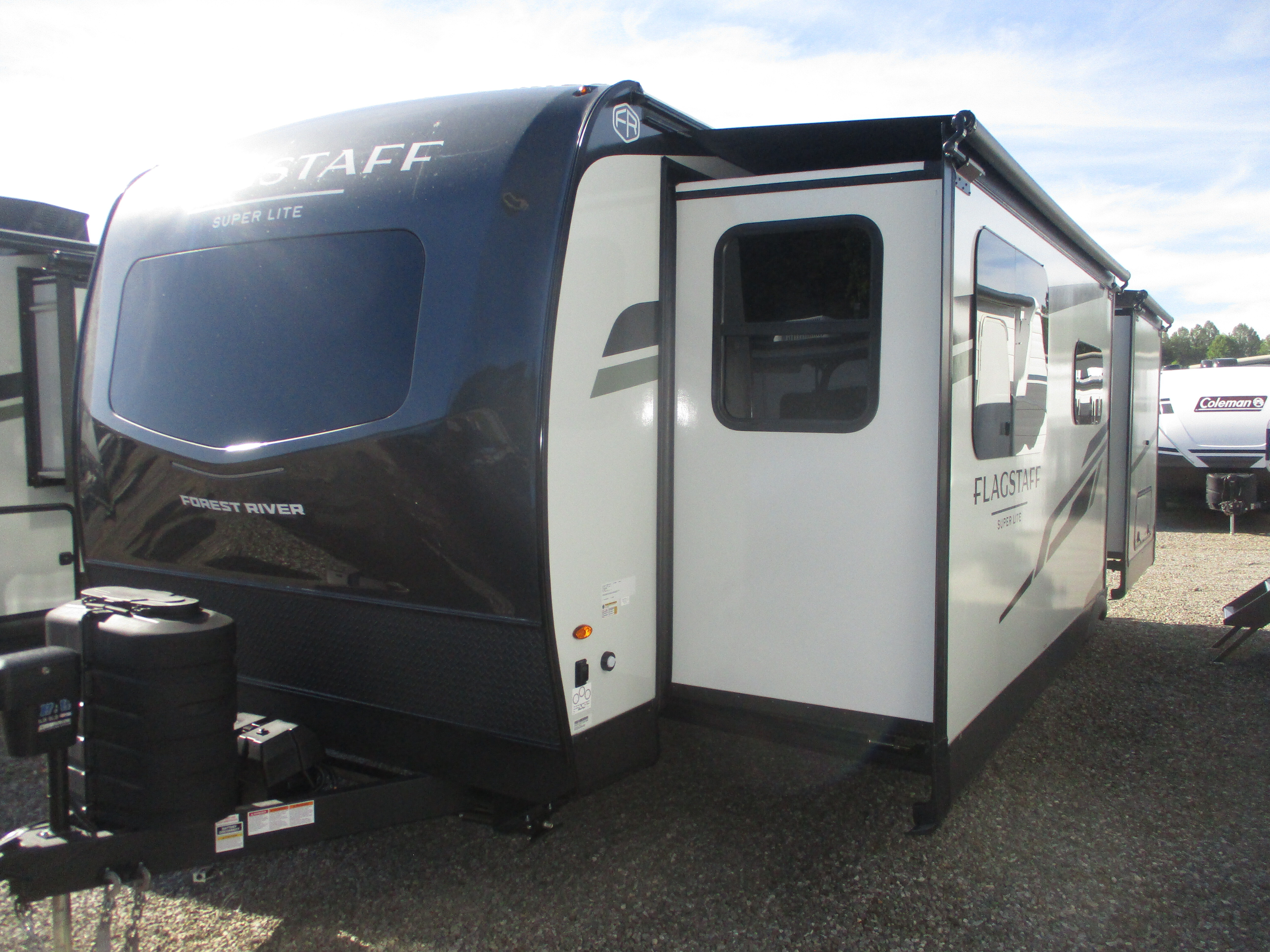 2026 Forest River FLAGSTAFF 26FKBS PLATINUM EDITION in north wilkesboro NC
