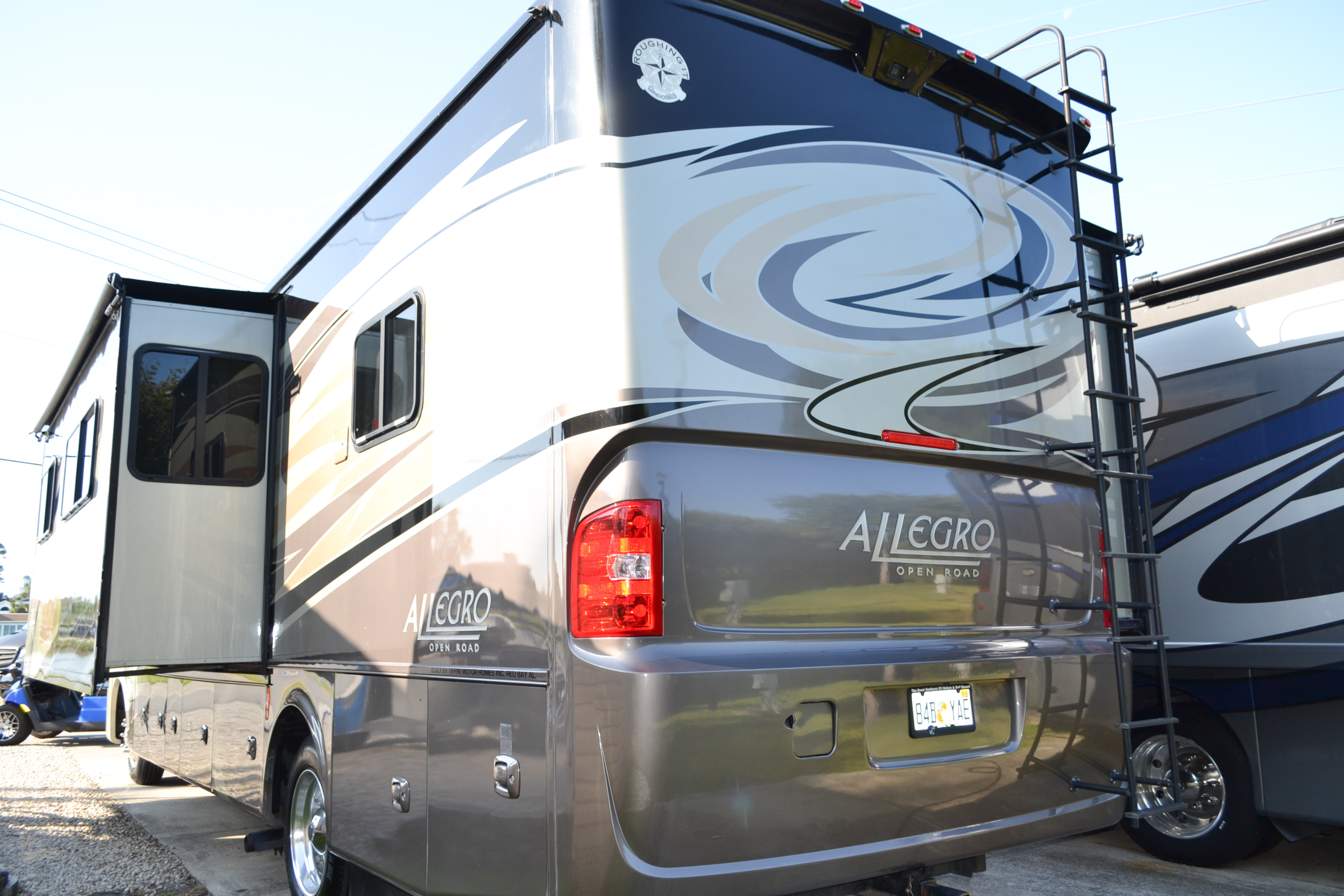 2015 Tiffin Motorhomes ALLEGRO OPEN ROAD 31SA in titusville FL