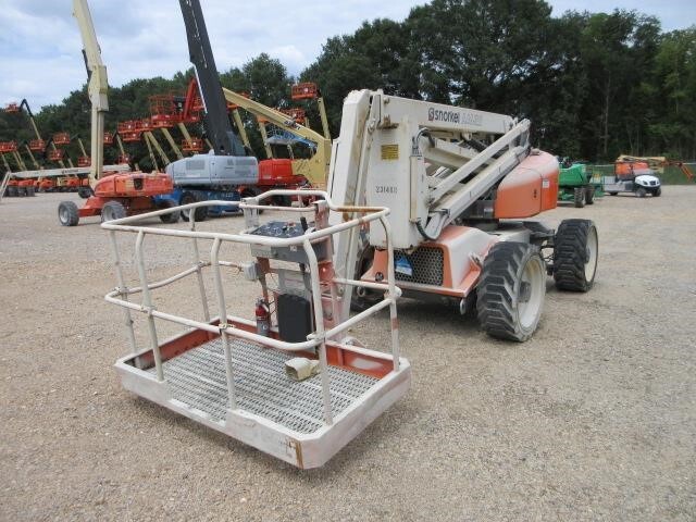 Articulated Boom Lift Equipment listings For Sale Near Madison