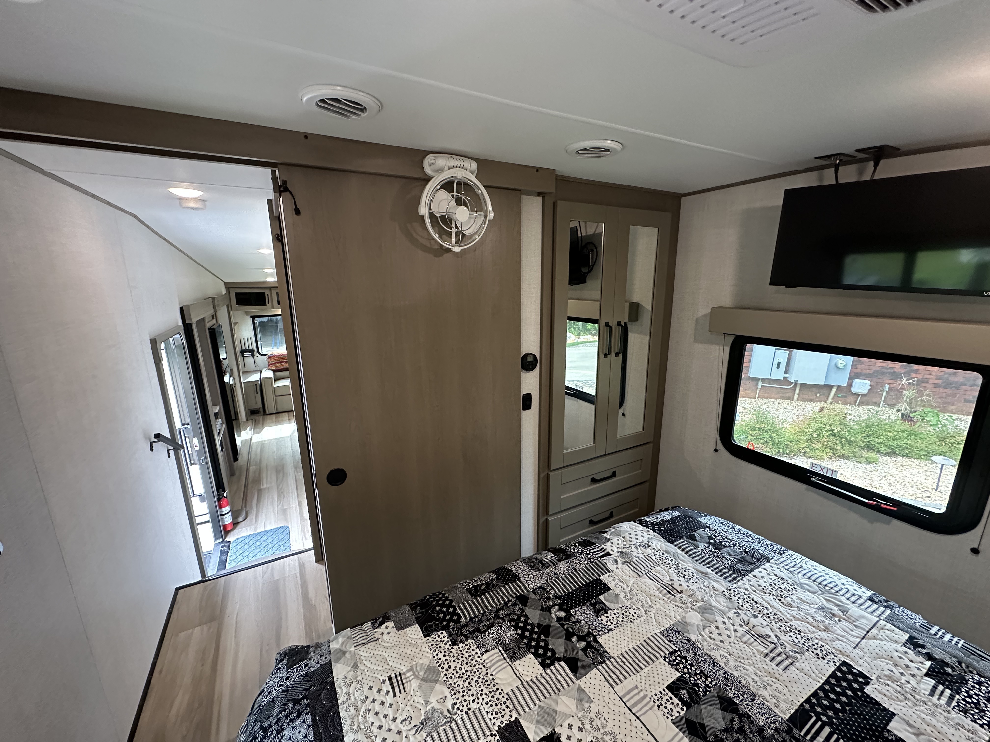 View more photos of this listing