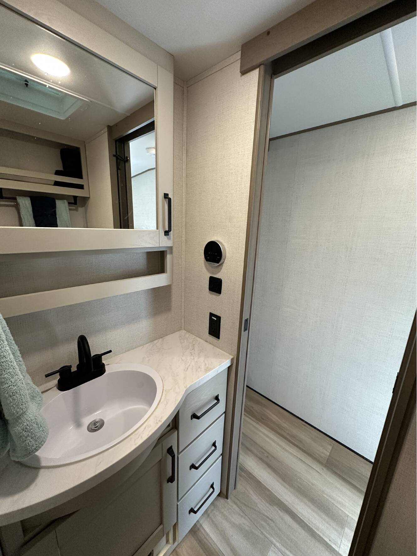 A photo of this 2025 Grand Design REFLECTION 100 SERIES 28RL