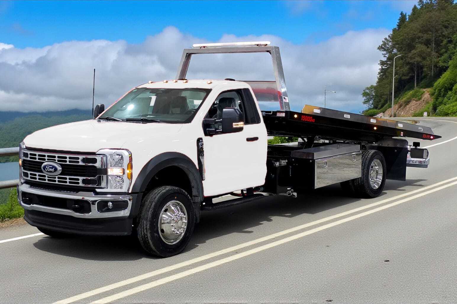 2026 FORD F600 in Dalton, OH
