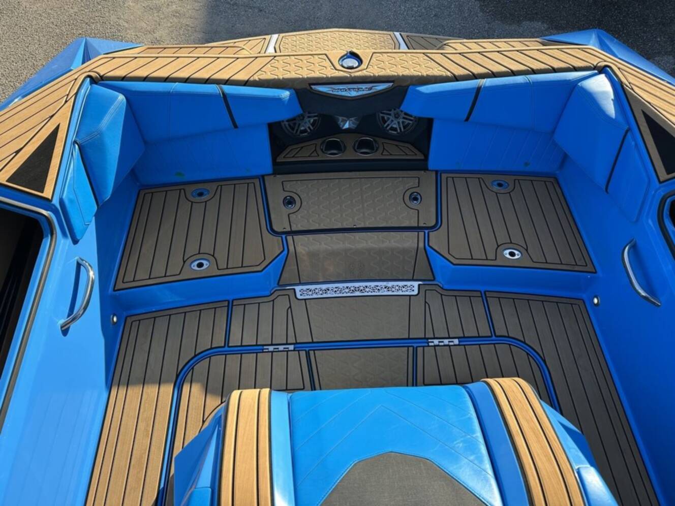 A photo of this 2024 Nautique Ski Nautique