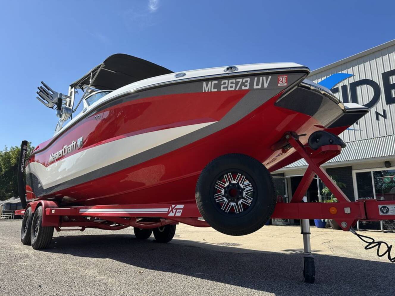 A photo of this 2018 Mastercraft XT22