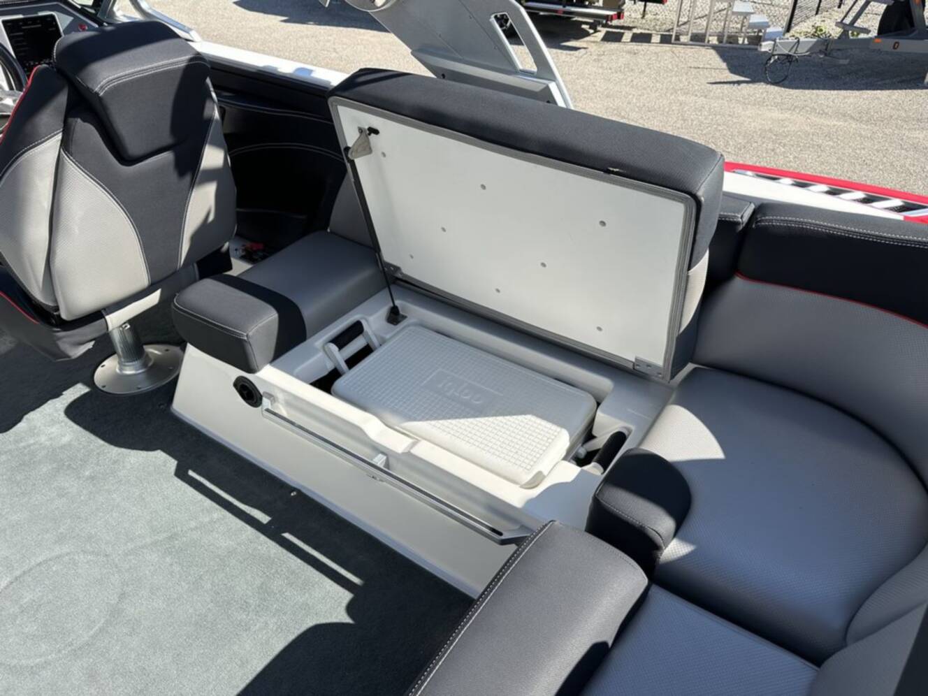 A photo of this 2018 Mastercraft XT22