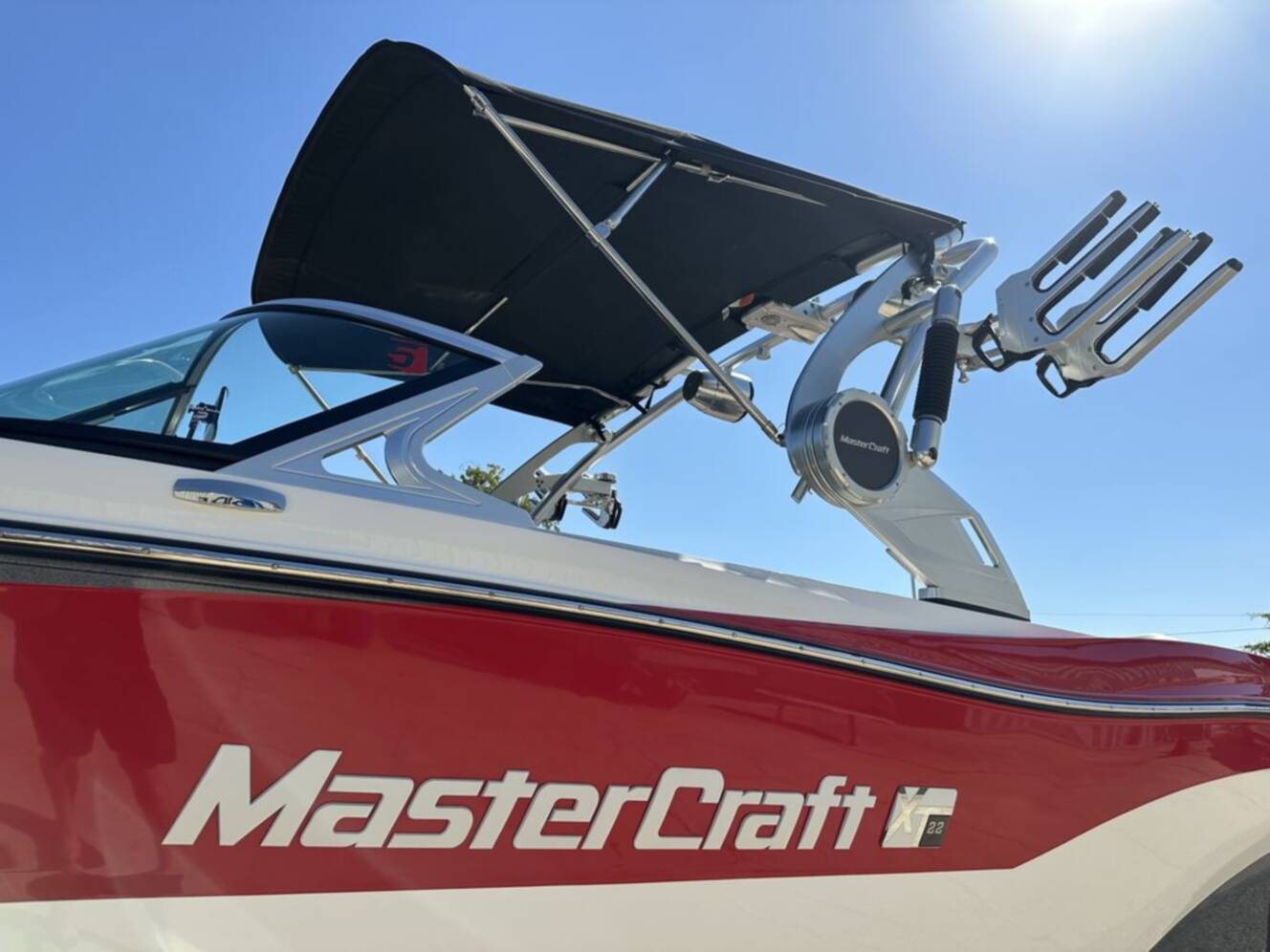 A photo of this 2018 Mastercraft XT22