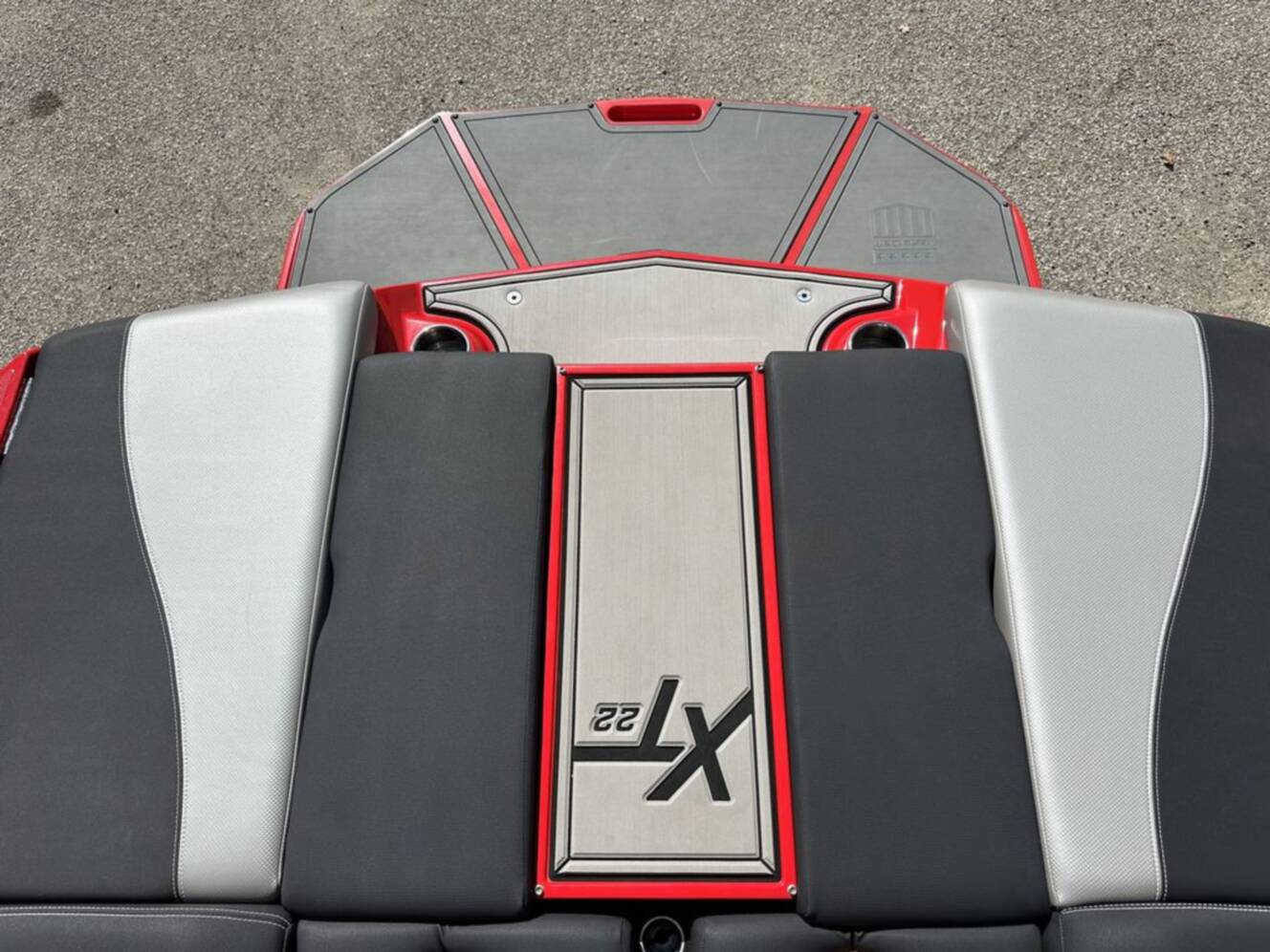 A photo of this 2018 Mastercraft XT22