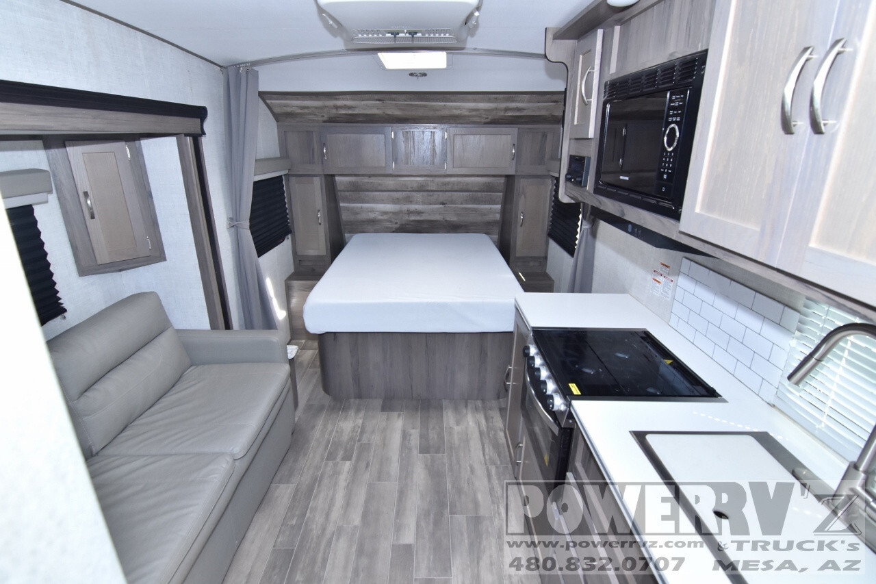 2022 Gulf Stream Vista Cruiser 19CSK in mesa AZ