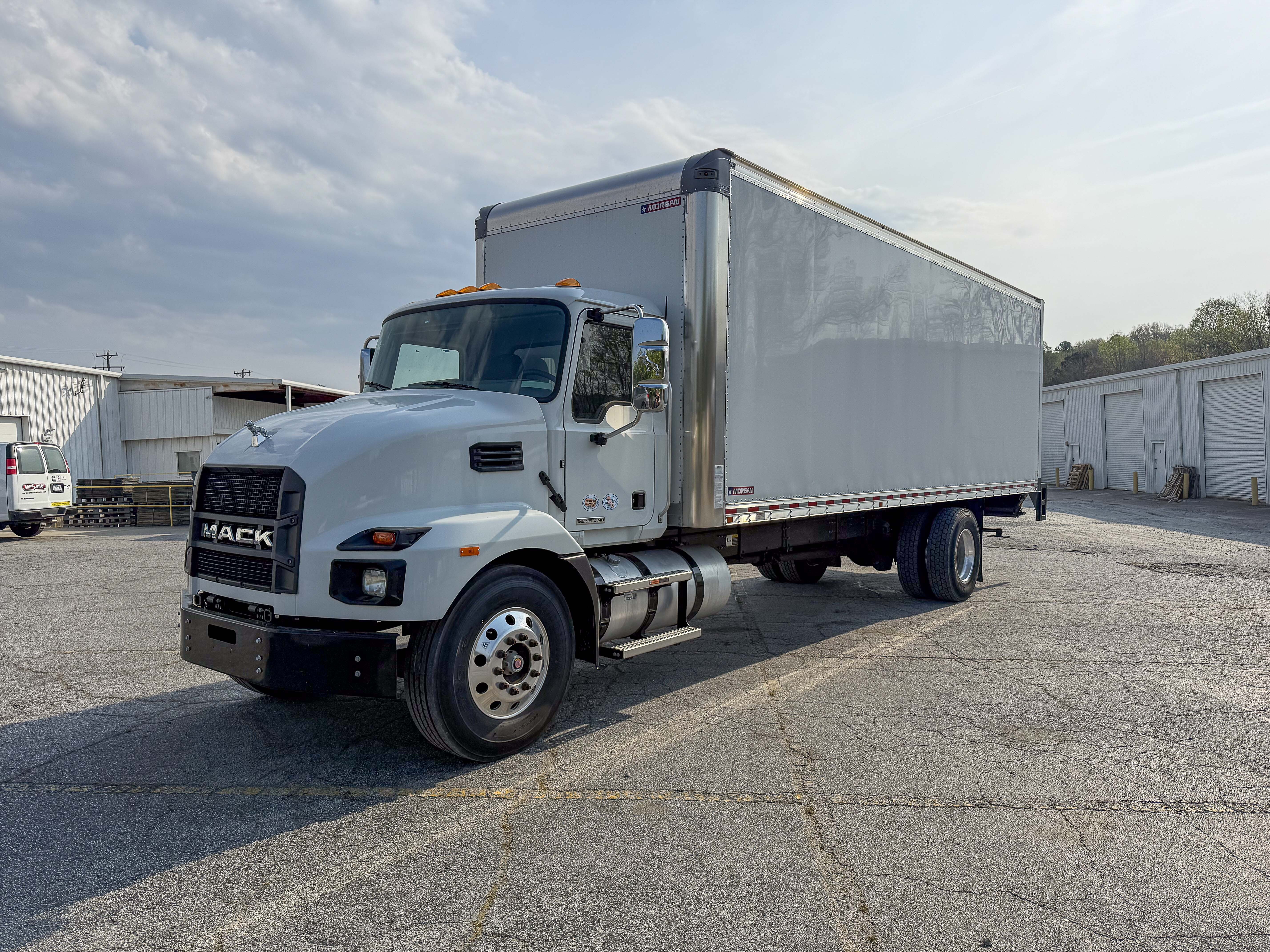 Mack MD6 Box Truck - Straight Truck For Sale - Commercial Truck Trader