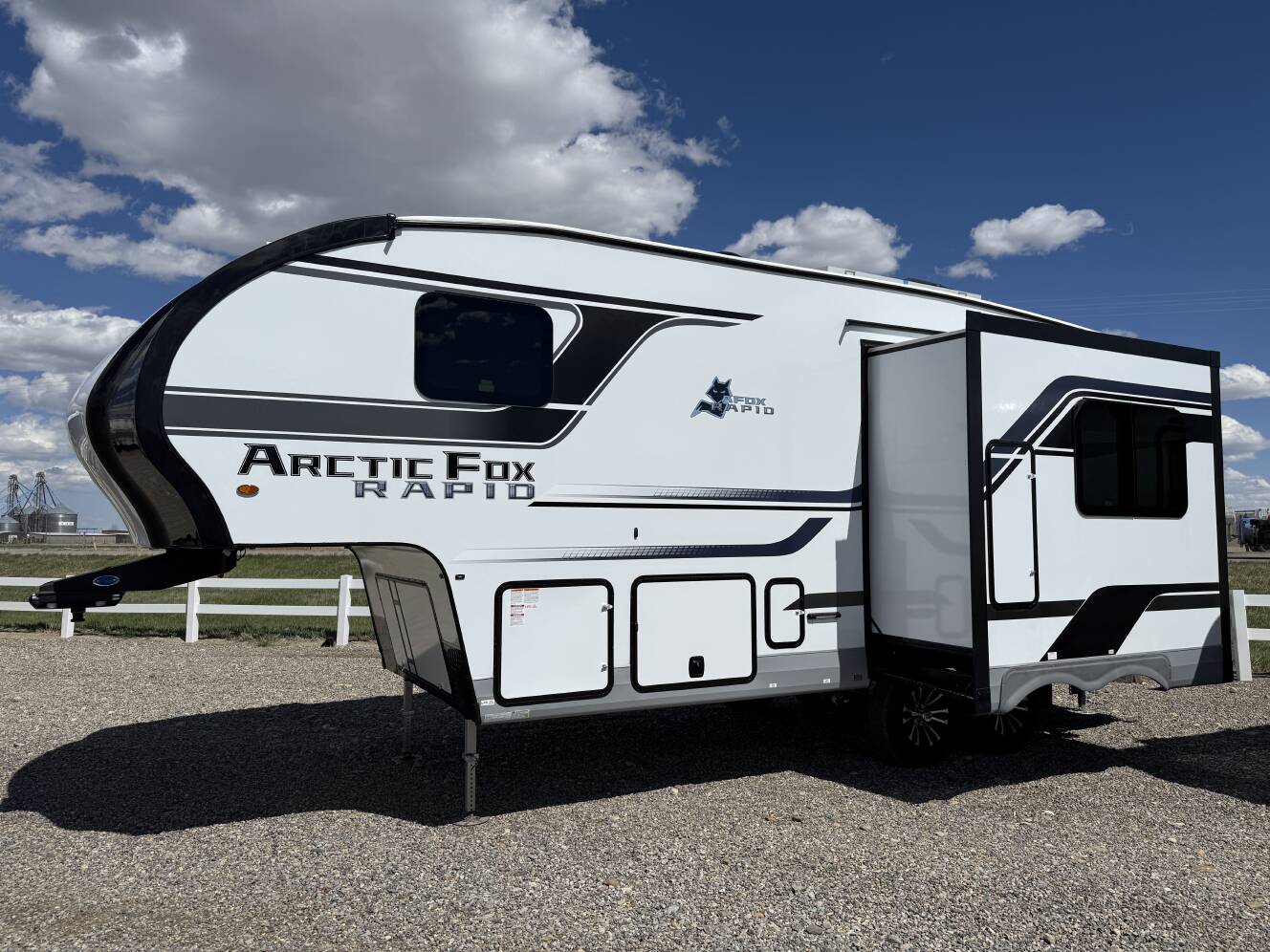 A photo of this 2026 Northwood Mfg ARCTIC FOX RAPID 225RBS
