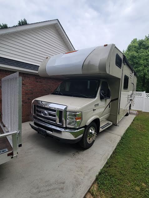 2020 Coachmen LEPRECHAUN 260DS RV