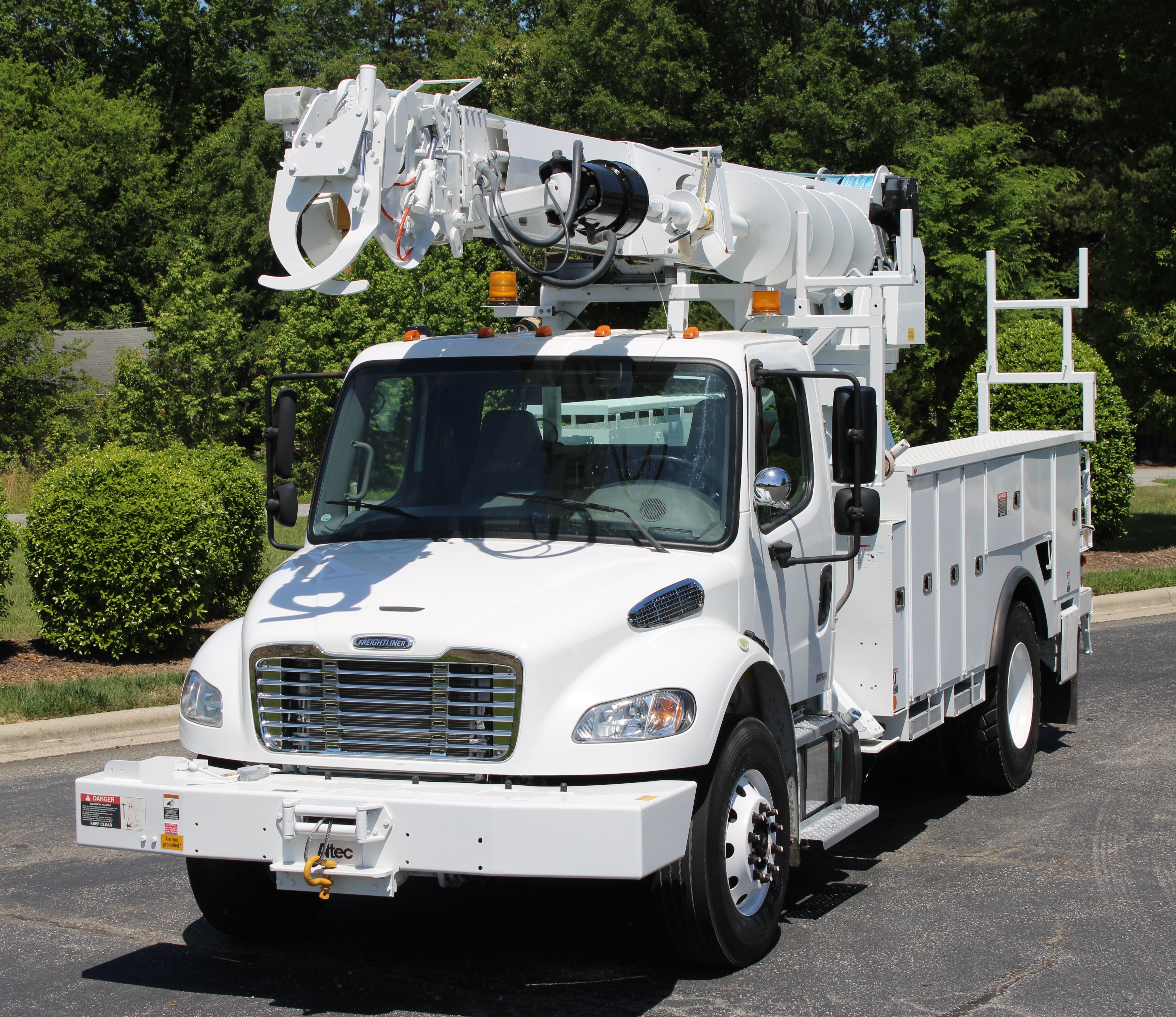 International 4400 Digger Derrick For Sale - Commercial Truck Trader