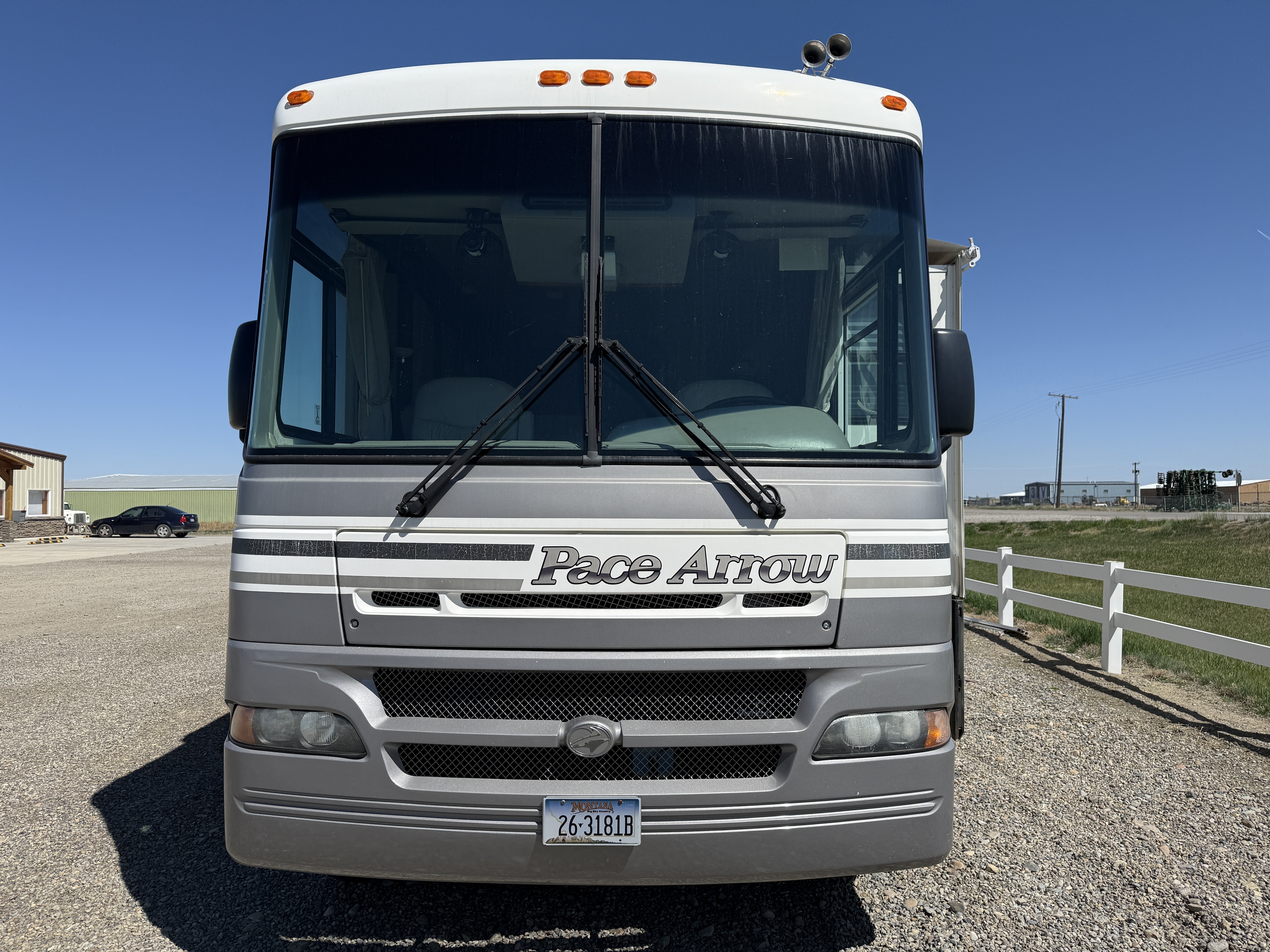 2003 Fleetwood PACE ARROW 37A in conrad MT