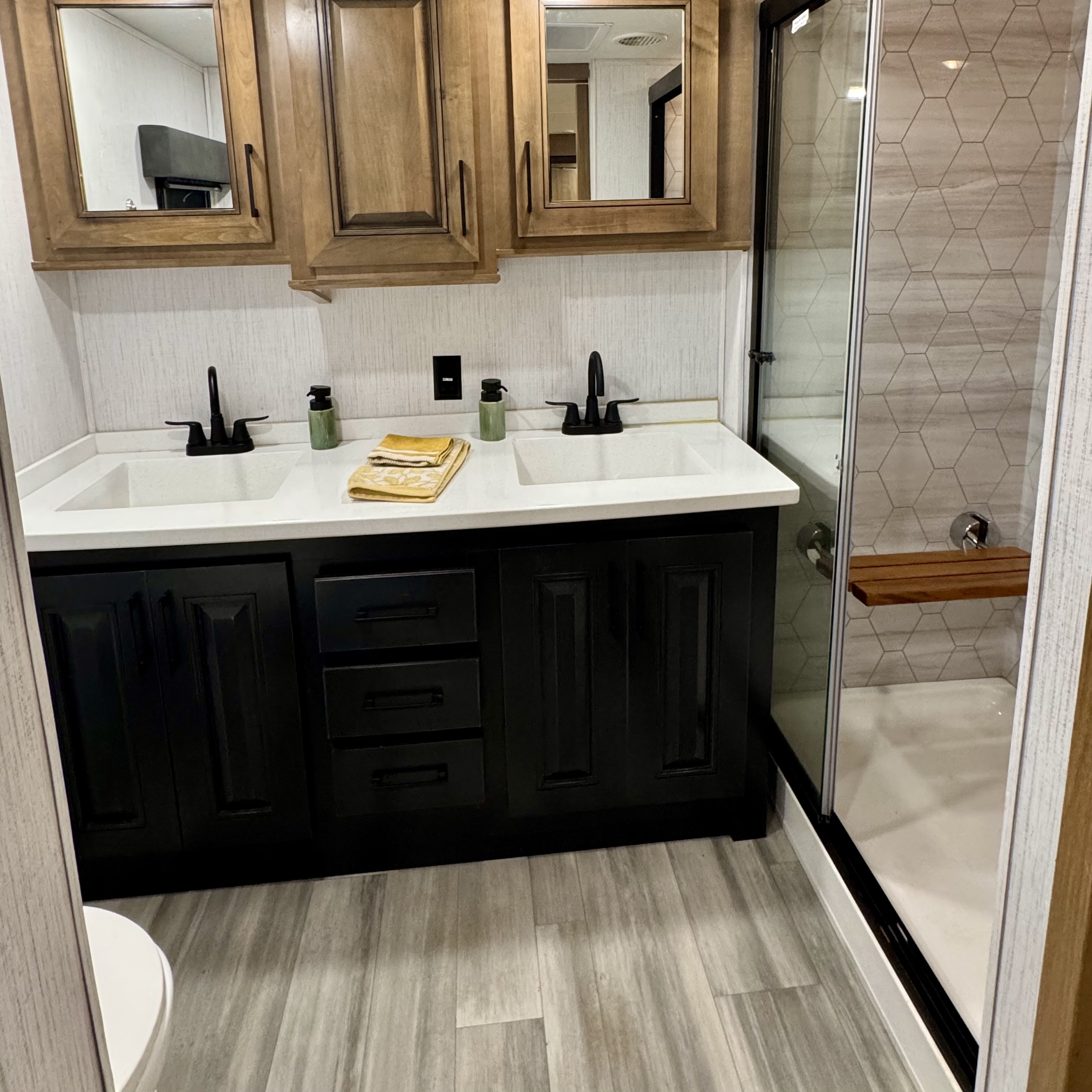 2022 Heartland BIGHORN 3950FL in negaunee MI