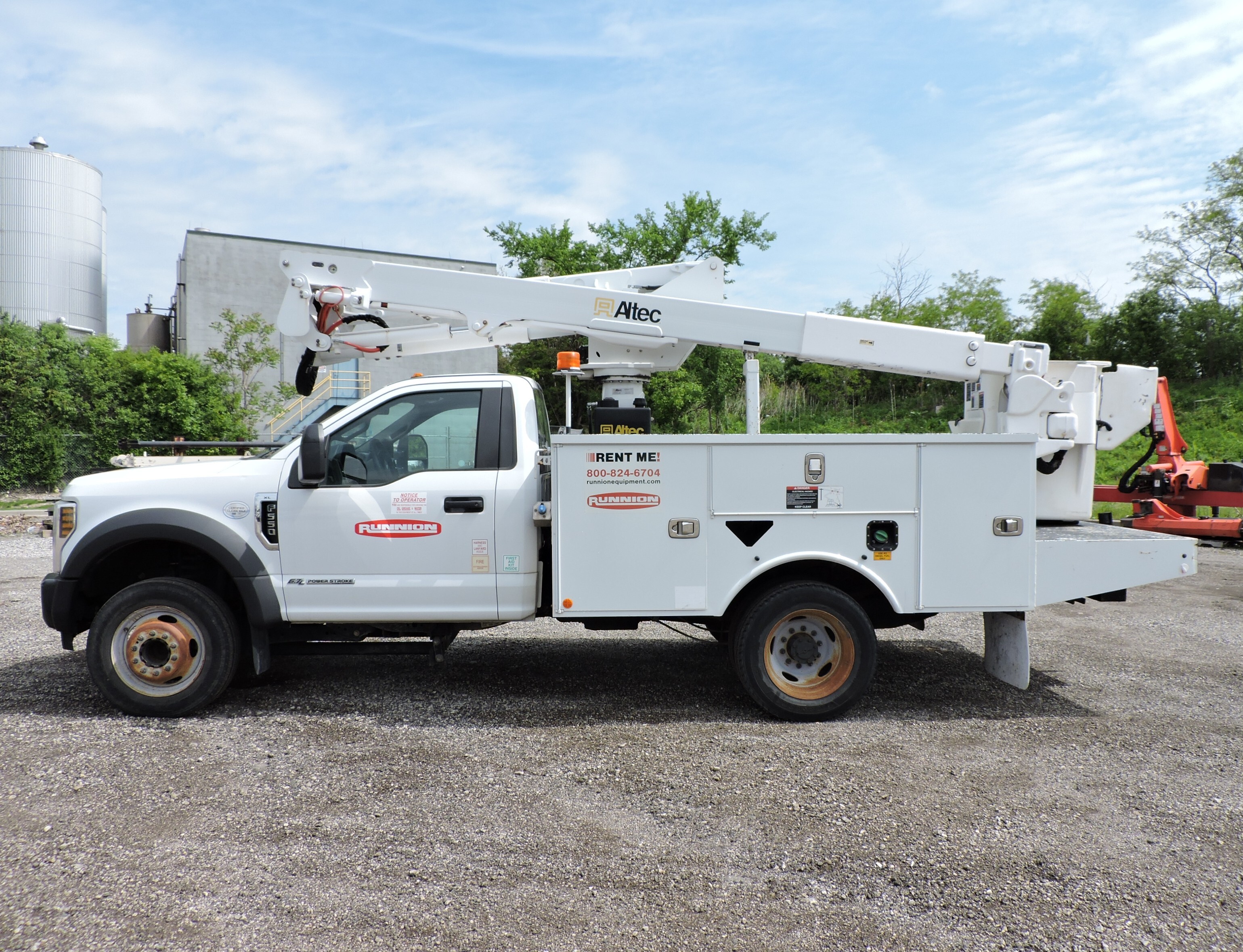 2018 ALTEC AT40G in La Grange, IL