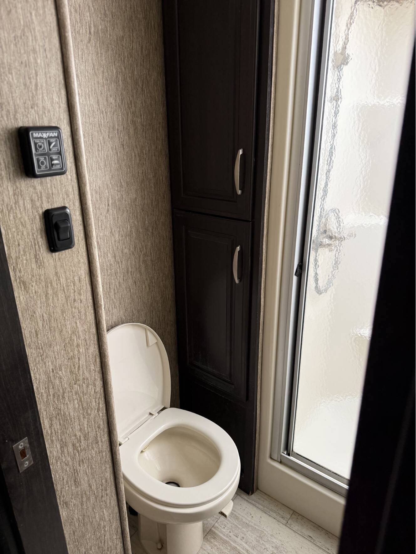 A photo of this 2016 Grand Design MOMENTUM 385TH
