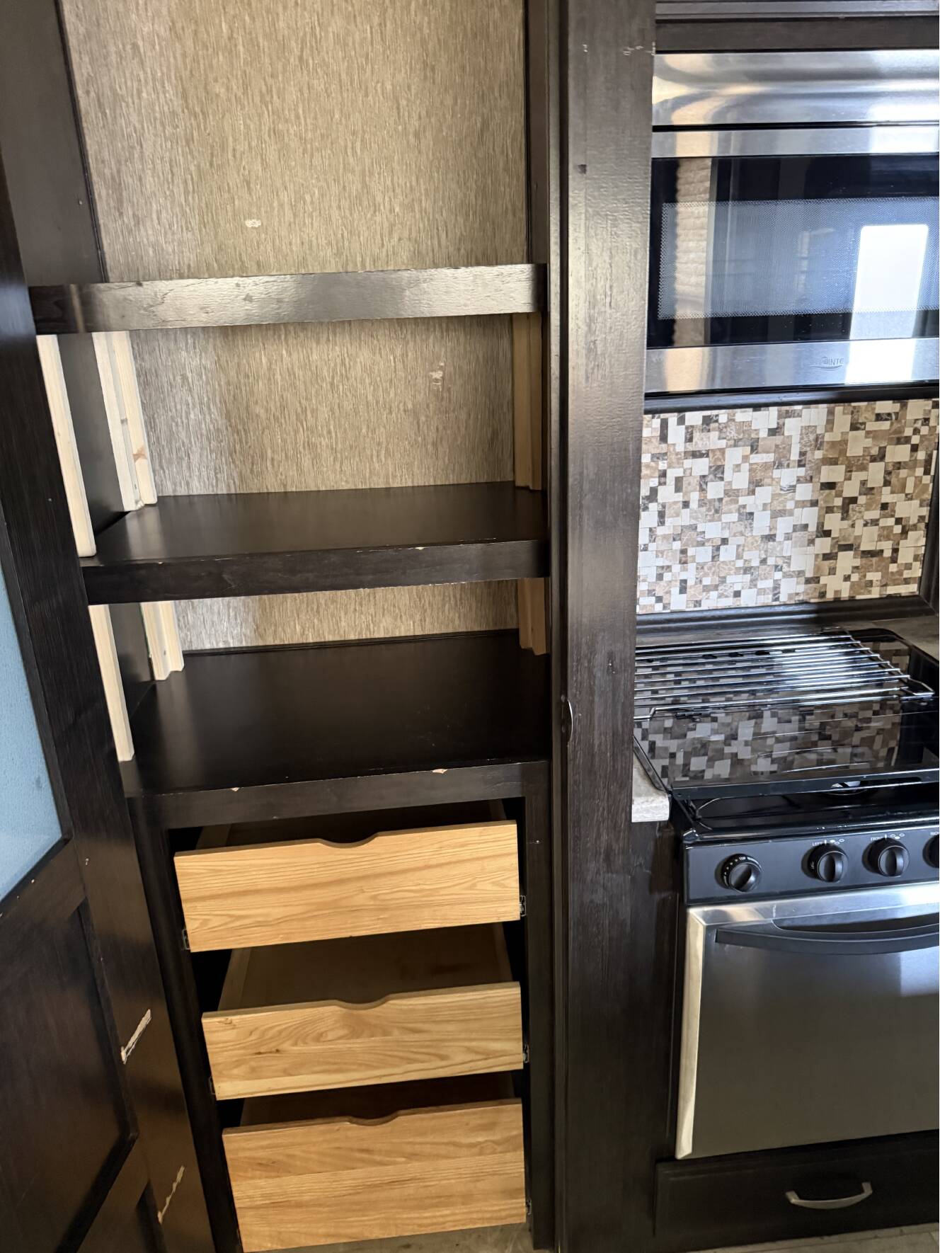 A photo of this 2016 Grand Design MOMENTUM 385TH