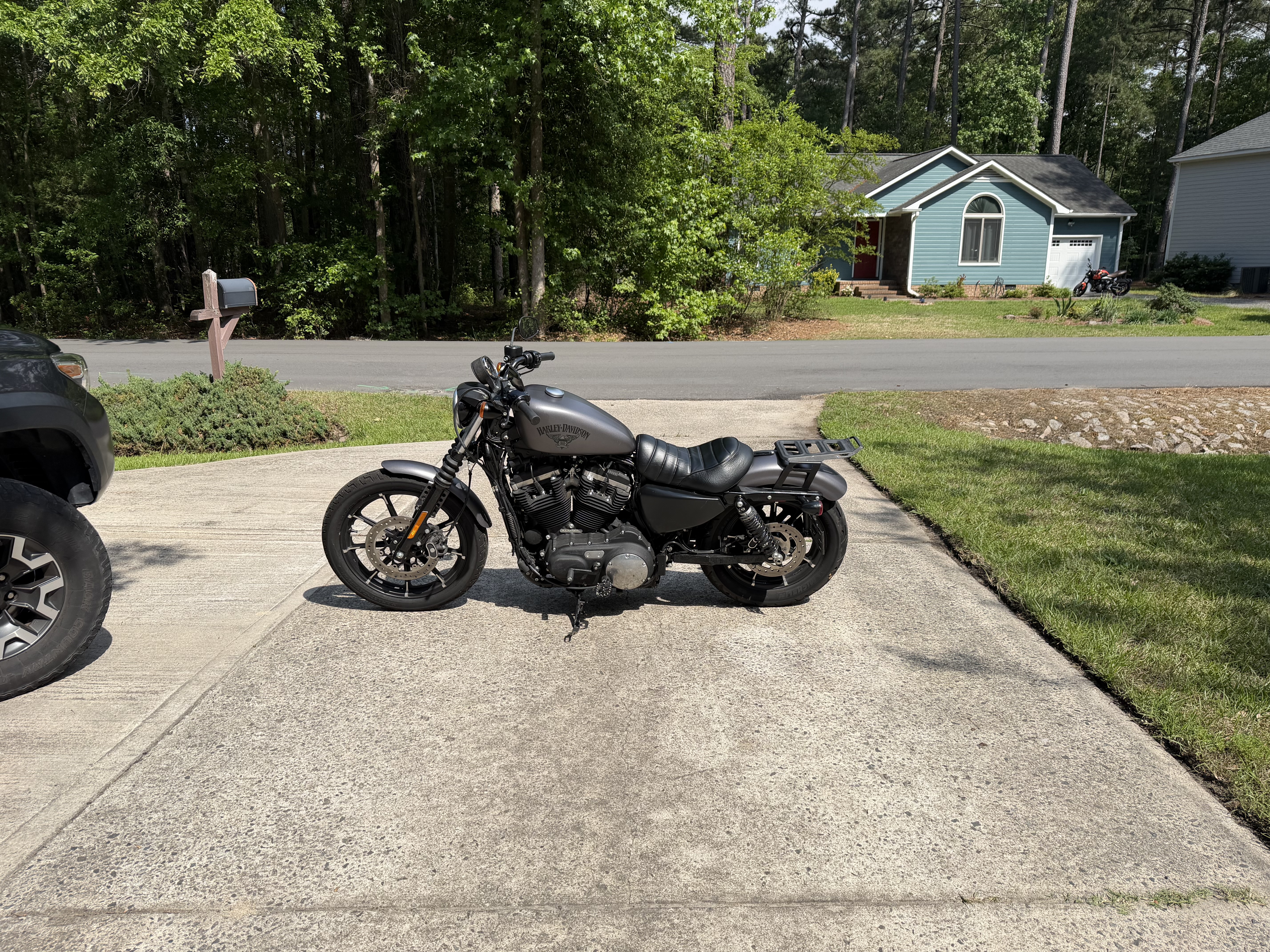 2016 Harley-Davidson SPORTSTER 883 IRON IRON in Monument, CO