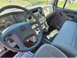 2012 FREIGHTLINER M2