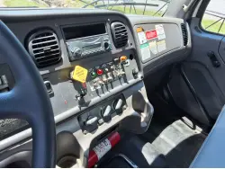 2012 FREIGHTLINER M2