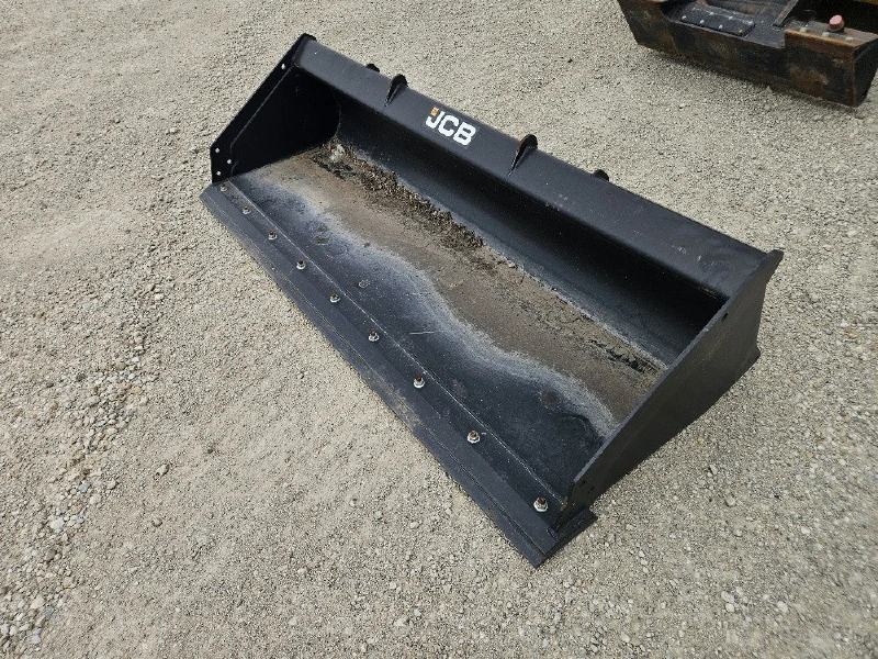 2024 JCB 332/L1825