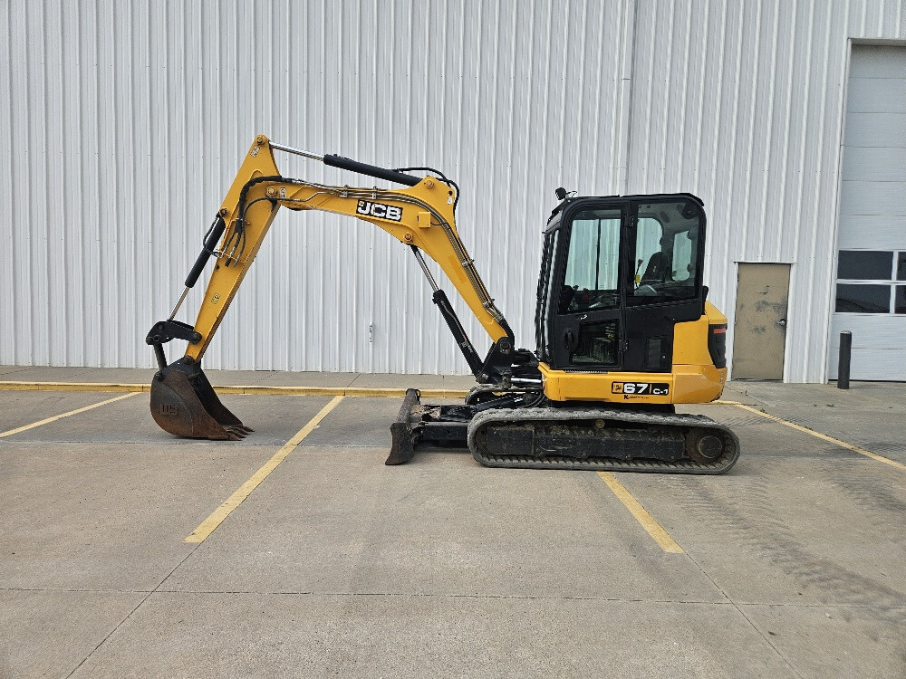 2016 JCB 67C-1 in Wamego, KS