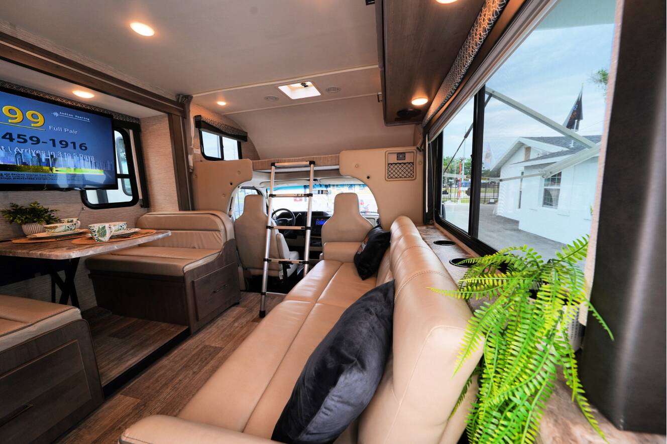 A photo of this 2023 Thor Motor Coach Quantum SE 31WV