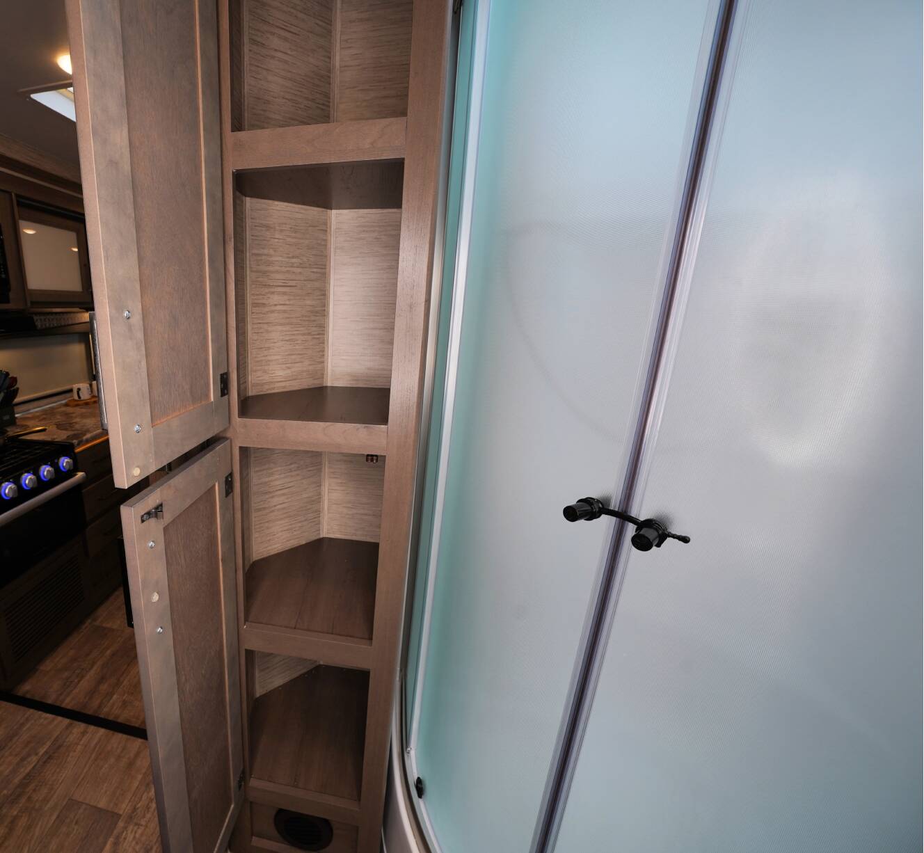 A photo of this 2023 Thor Motor Coach Quantum SE 31WV