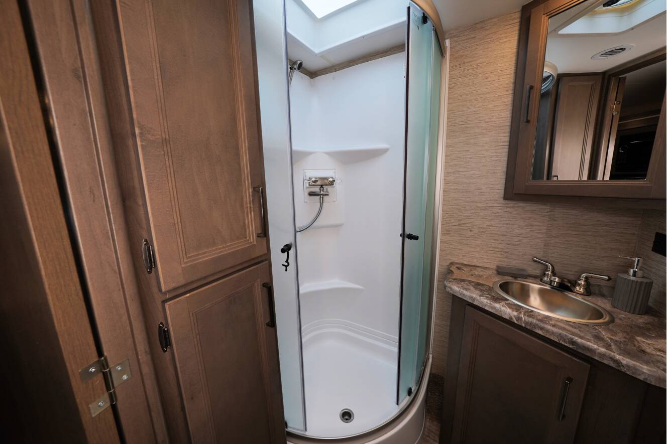A photo of this 2023 Thor Motor Coach Quantum SE 31WV