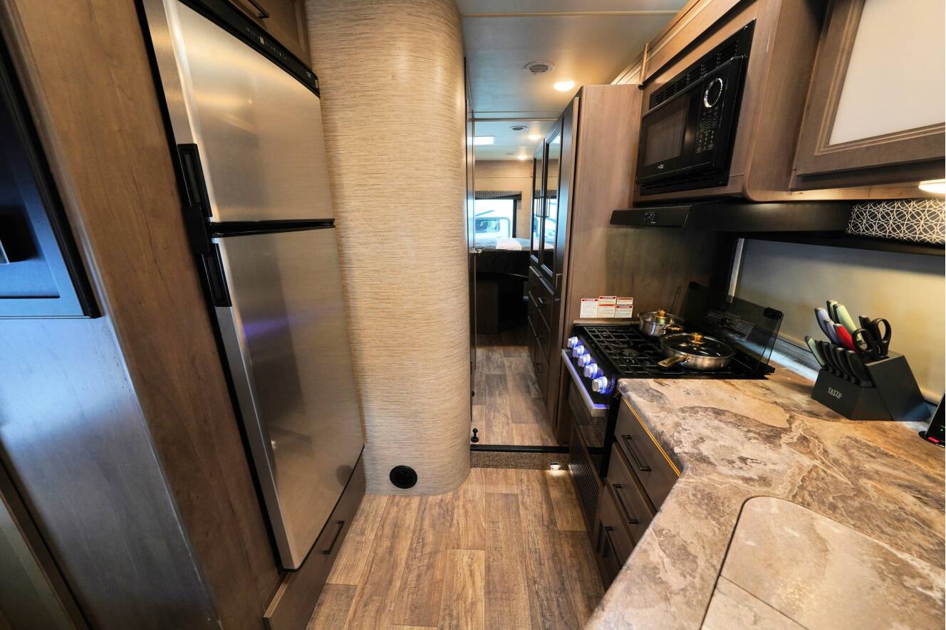 A photo of this 2023 Thor Motor Coach Quantum SE 31WV