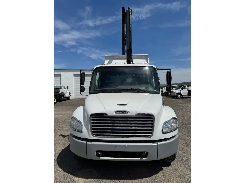 2016 FREIGHTLINER BUSINESS CLASS M2 106
