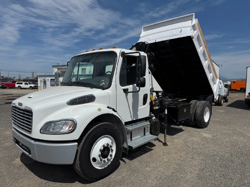 2016 FREIGHTLINER BUSINESS CLASS M2 106