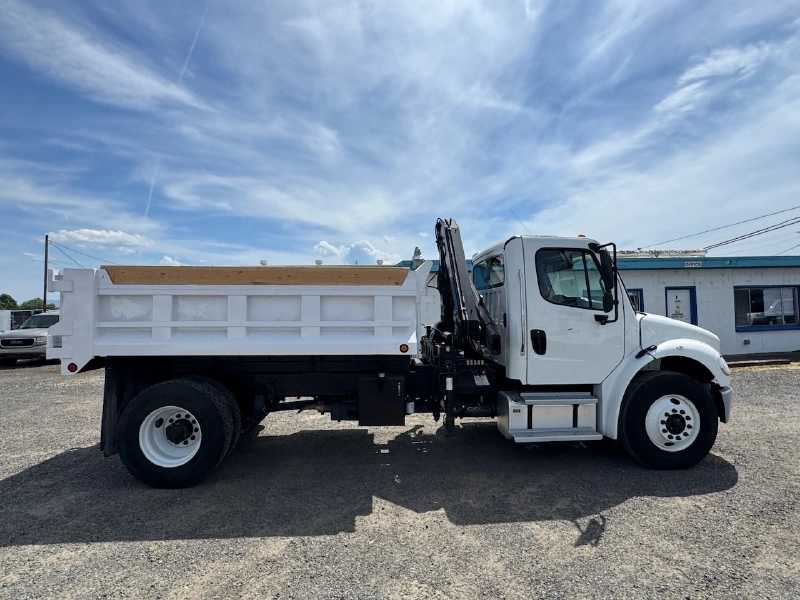 2016 FREIGHTLINER BUSINESS CLASS M2 106