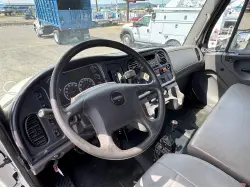 2016 FREIGHTLINER BUSINESS CLASS M2 106