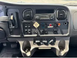 2016 FREIGHTLINER BUSINESS CLASS M2 106