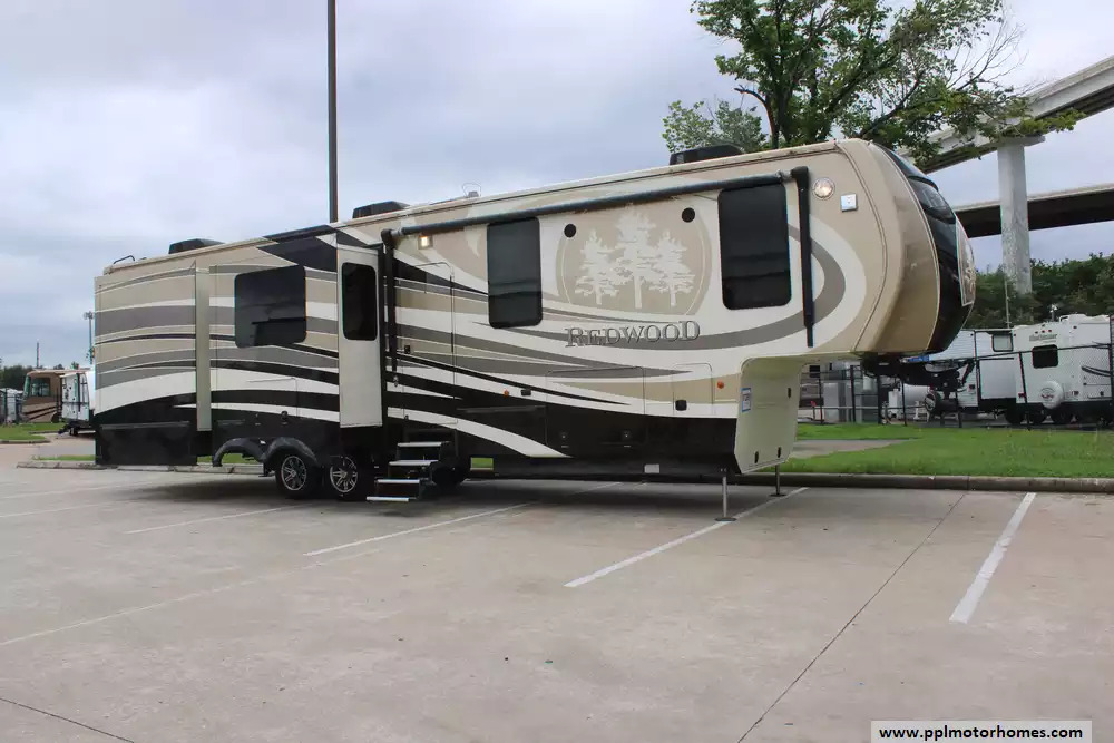 2016 Redwood REDWOOD RW38RD in houston TX