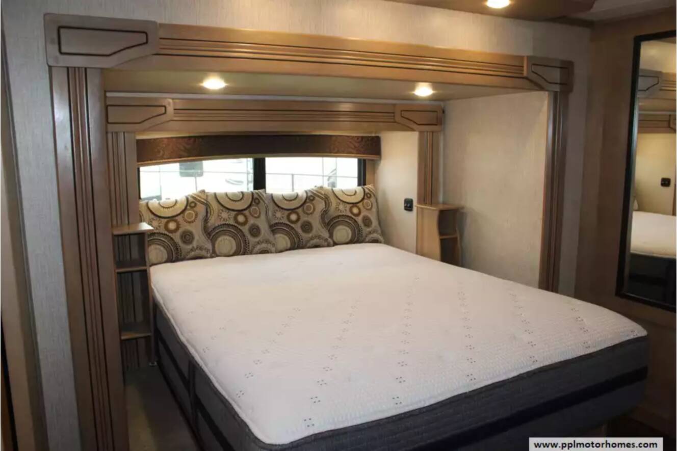 A photo of this 2016 Redwood REDWOOD RW38RD