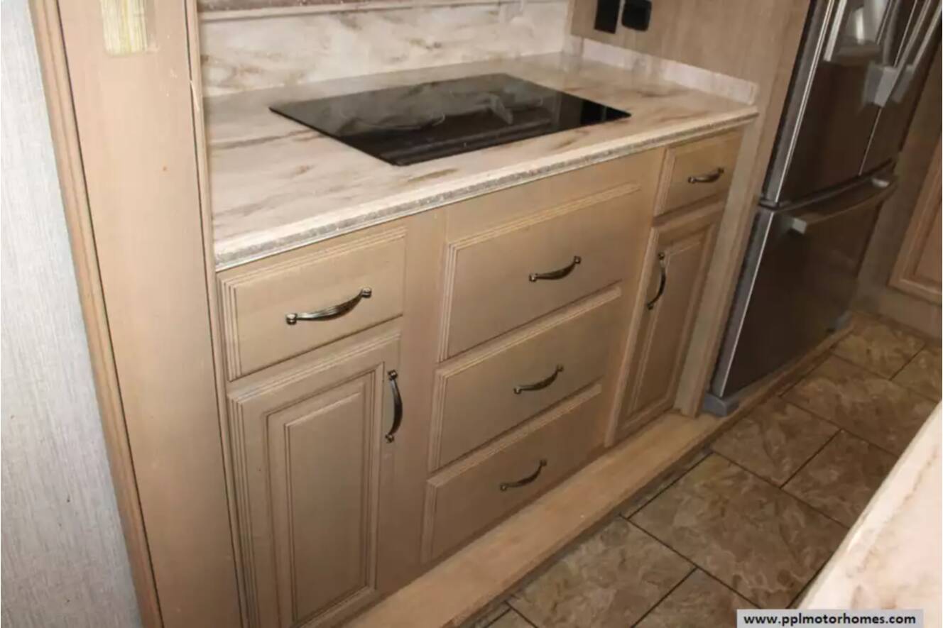 A photo of this 2016 Redwood REDWOOD RW38RD