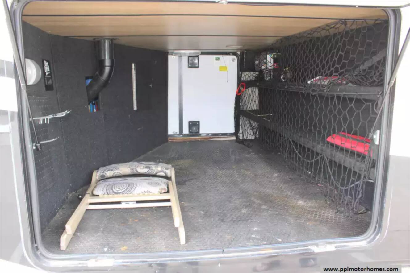 A photo of this 2016 Redwood REDWOOD RW38RD