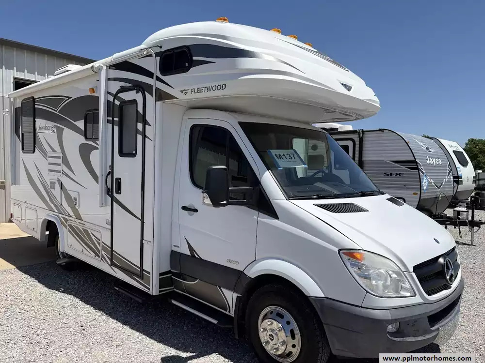 2012 Fleetwood JAMBOREE SPORT 24R in el reno OK