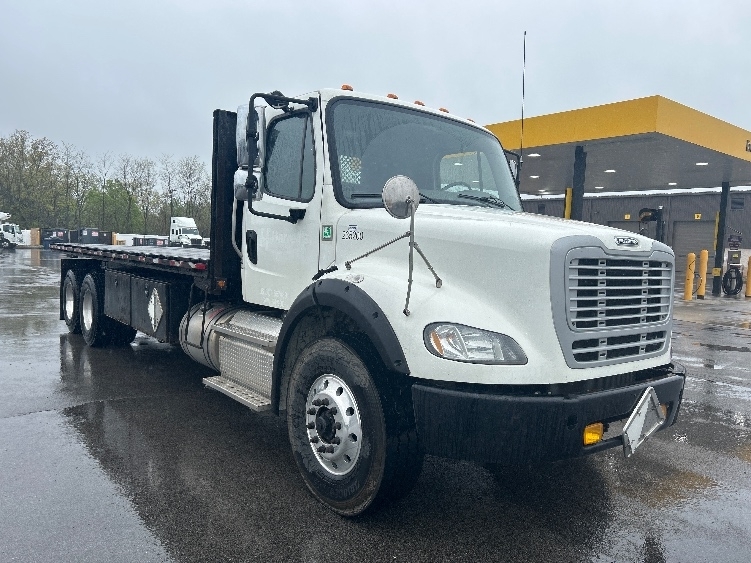 2019 Freightliner M211264S in Freedom, PA