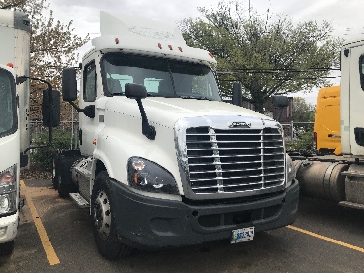 2018 FREIGHTLINER CASCADIA 125 in Baltimore, MD