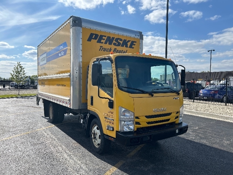 2021 ISUZU NPR HD in Sturtevant, WI